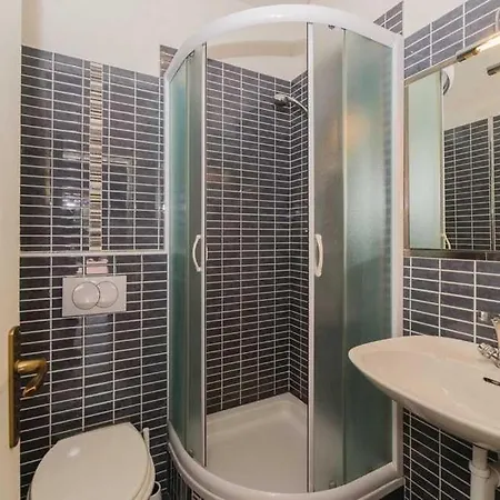 דירה Haus Jelena